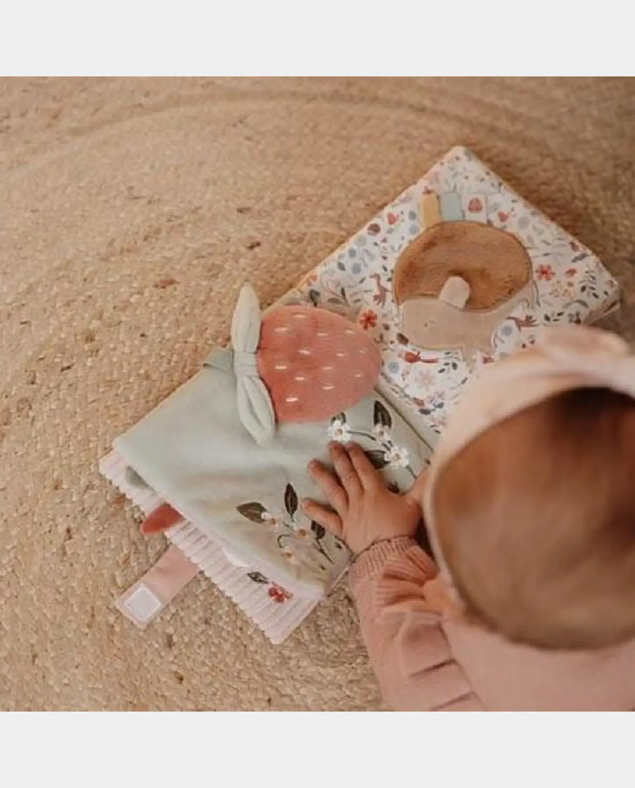 Libro Blandito Actividades Fairy Garden Little Dutch - Imagen 3